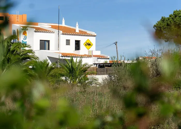 Algarve Surf Camp & Hostel Sagres